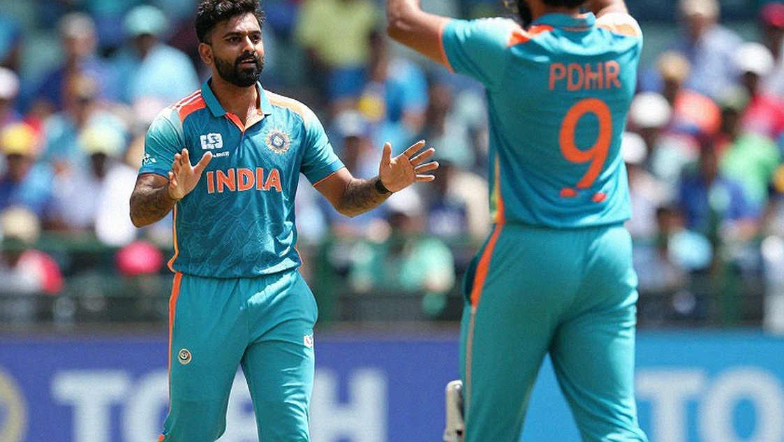 99 का सन्नाटा और हेड का 87: ऑस्ट्रेलिया का पांचवां दिन स्कोरबोर्ड पर नहीं, ओवरों के खाते में तय हो रहा है